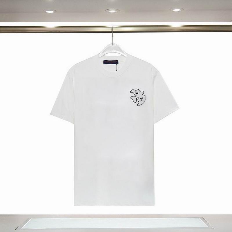 Louis Vuitton Men's T-shirts 1982